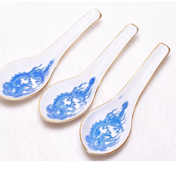 Vintage Collectible 3 Blue & White Chinese Dragon Porcelain Soup Spoons Decor - Picture 2 of 4